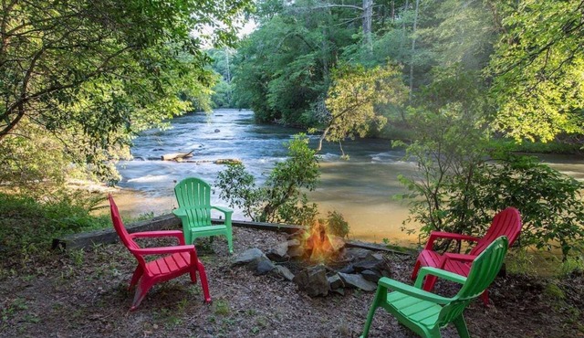 Rushing River Lodge by Mountain Oasis | Rustic Cabin on the Cartecay River