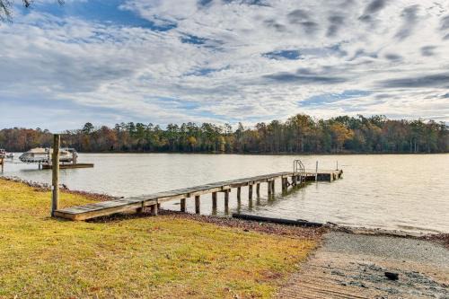 Saluda River Retreat w/Boat Ramp & Water Views!