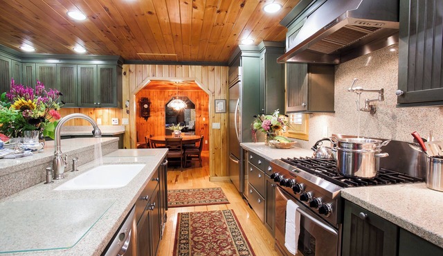 Sanjema Lodge | Spacious Home in Ridgecrest