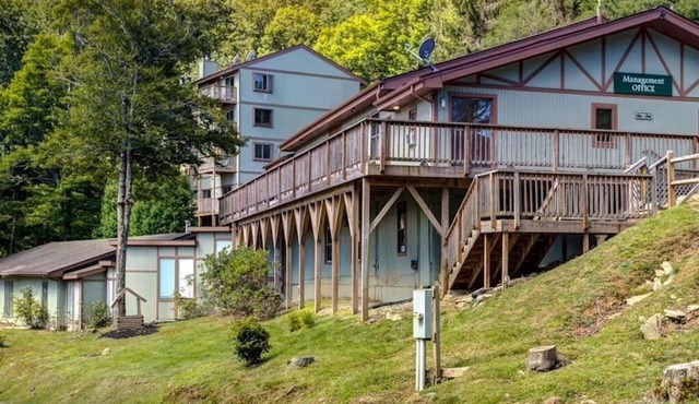Scenic one bedroom Mountain Condo at The Highland at Sugar – Great Location!