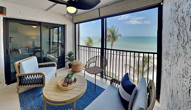 Seaside 304 | Remodeled w. Gulf views + Amenities!