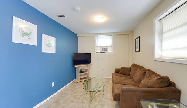 Seaside Heights Cottage < 1 Mile to Beaches!