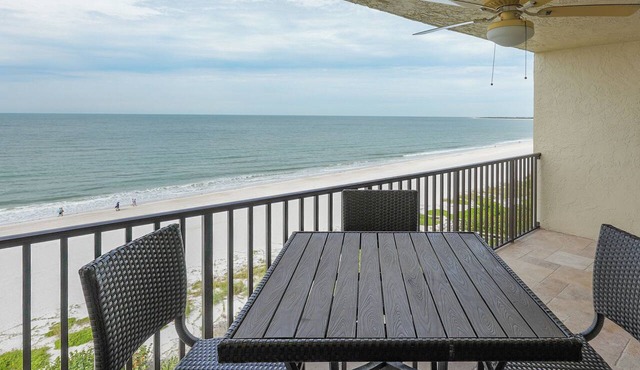 Seawinds 703-Stunning, Renovated, 2-bedroom, 2-bathroom, Direct Beachfront Condo.