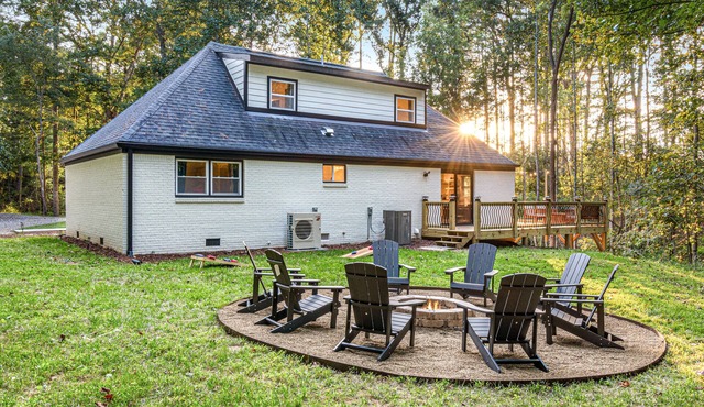 Secluded Chic Design: 15min AVL-GameRm-Sauna-HotTub