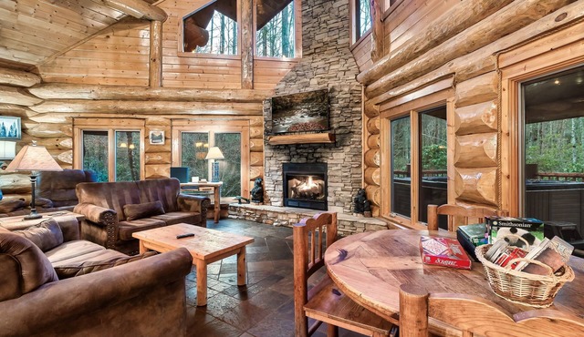 Secluded Streamside Retreat | Hot Tub, Fire Pit. 4 King Suites Sleeps 12