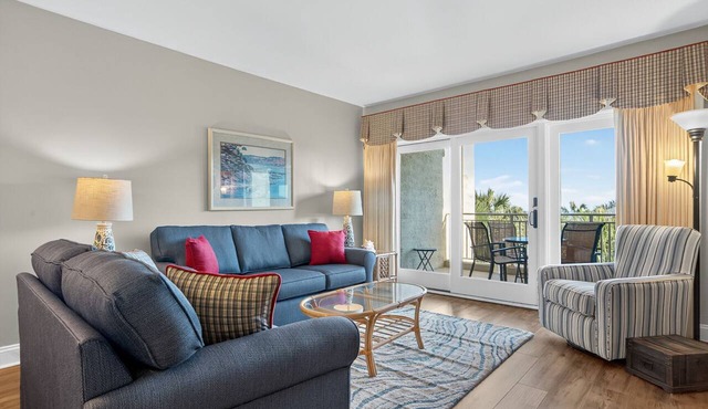 Shorewood 338 - Ocean View - 2 bedroom 3rd Floor Spacious Condo