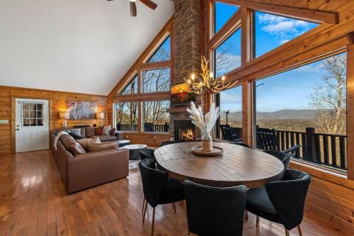 Sky Reach Cabin in GA Mountains
