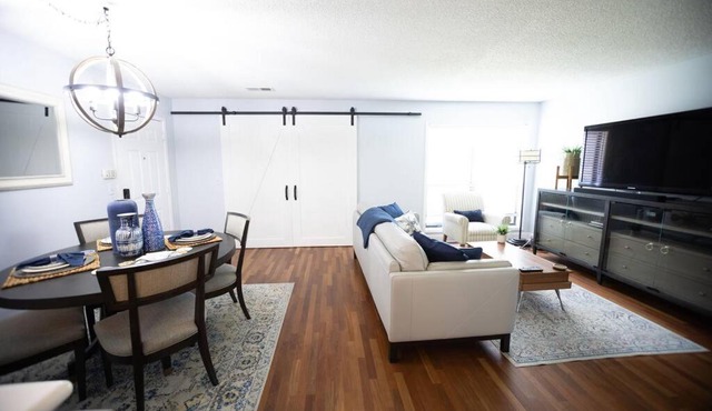 Smooth 2/2 Condo in Buckhead, ATL
