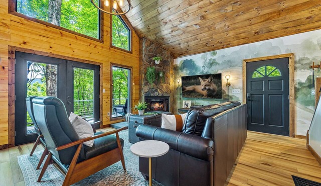 Spa Retreat | Massage Loft, Hot Tub & Long Views