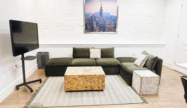 Spacious 3-bedroom apartment in enjoyable Brooklyn with WiFi, AC