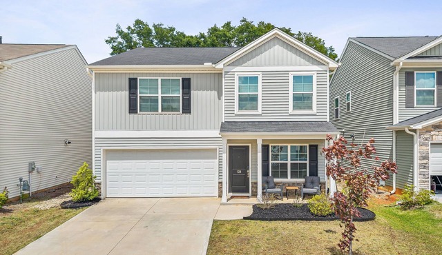 Spacious 4BR Retreat w/Hot Tub, Mini Golf, Game Room & Movie Screen
