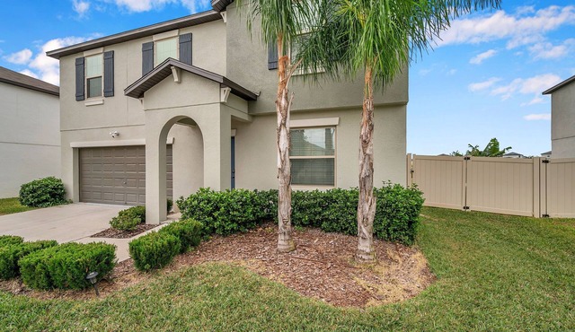 Spacious 5-bedroom retreat in delightful New Port Richey