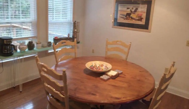 Spacious and Modern Lake Marion Family Getaway- Close to Charleston and Columbia