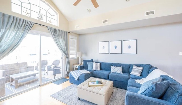 Spacious & Beautiful 5-Bedroom Beach House