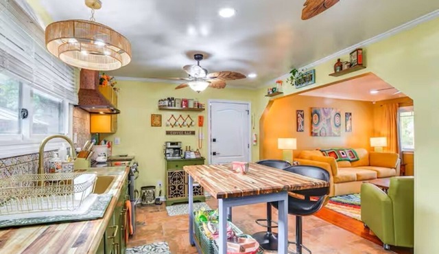 Spacious Quiet Area Perfect for Work/Family Stays