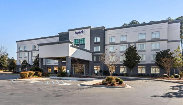 Spark by Hilton Port Wentworth Savannah