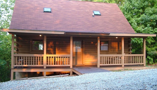 Spectacular mountain views and a hot tub!