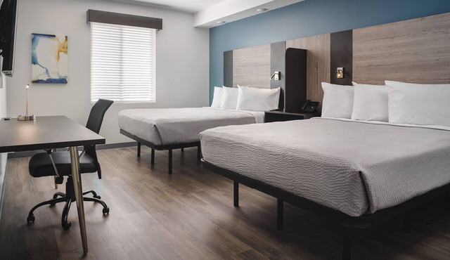 stayAPT Suites LaGrange