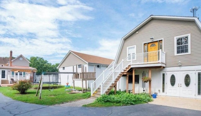 Studio Apartment near Dover. Outside Smokers Welcome Vape inside ok