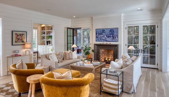 Stunning brand new designer home Nestled in nature & perfect for entertaining