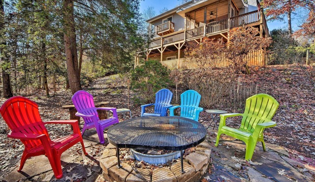 Summer in the Smokies! Hayesville Bungalow w/Deck