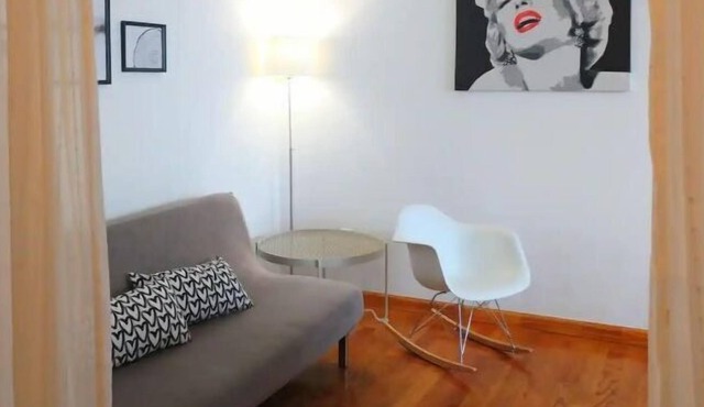 Sunny, Convenient, Safe & Quiet 3-Bedroom Apt