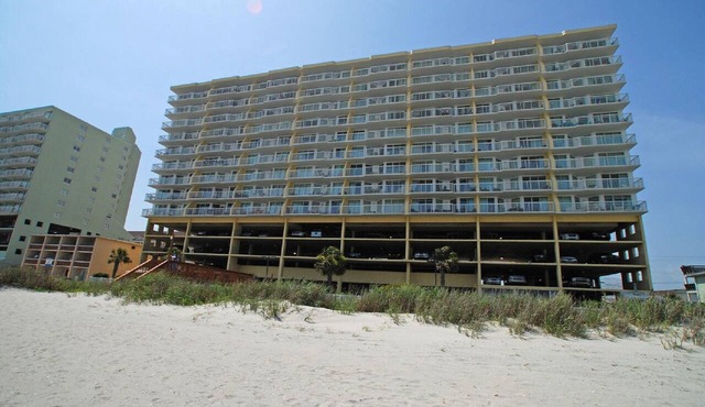 Sunrise Pointe Oceanfront Resort