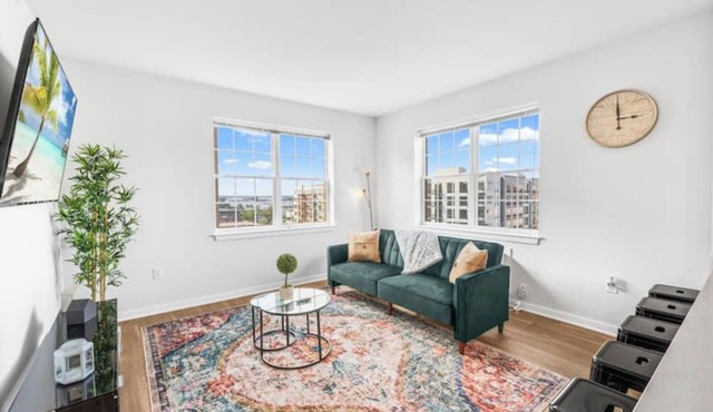 Supreme 2 Bed/2 Bath Condo in Prime Jersey City