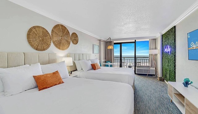 Surf Pavilion by StayMareni - Neon 2 Queen Beds Suite