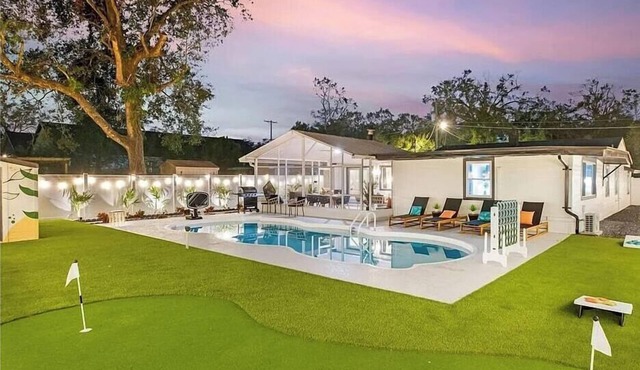 Tampa Retreat with Heated Pool & Mini Golf
