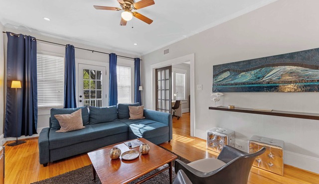 Tasteful Dilworth 2BR King Condo | Balcony | Walkable