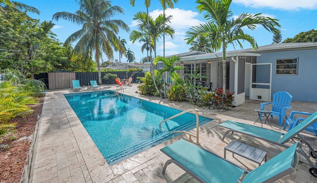 The Blue Heaven -Private Pool Hideaway Miami - Sleeps 11