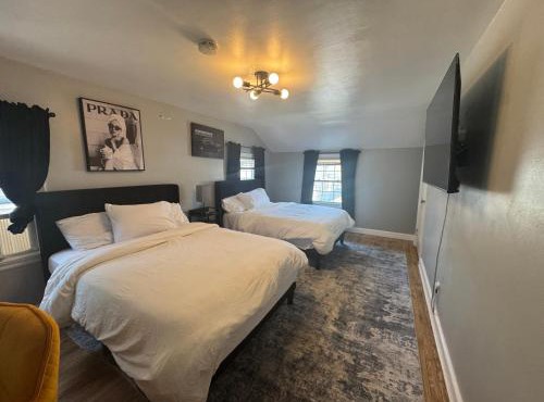 The EWR Transit Hub Modern 3BR Near Newark & NYC