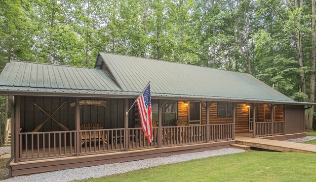 The Hideaway Cabin at Hartwell