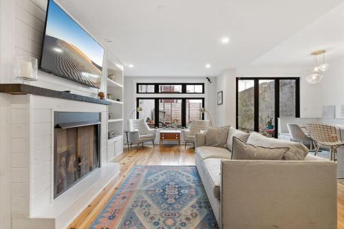 The Juniper House | A Refined Philadelphia Townhouse