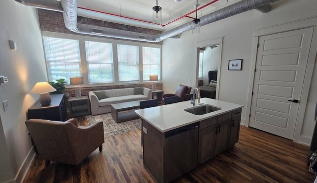The Munford Suite