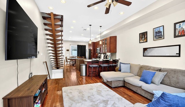 The Palethorp House/Luxury Northern Liberties 5BR/4BA/Sleeps 10