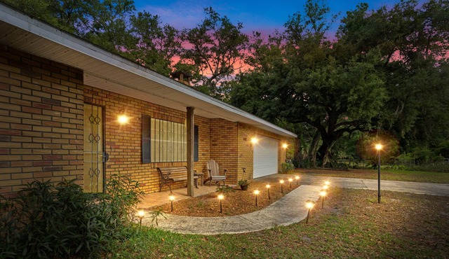 The Quiet Oaks Retreat
