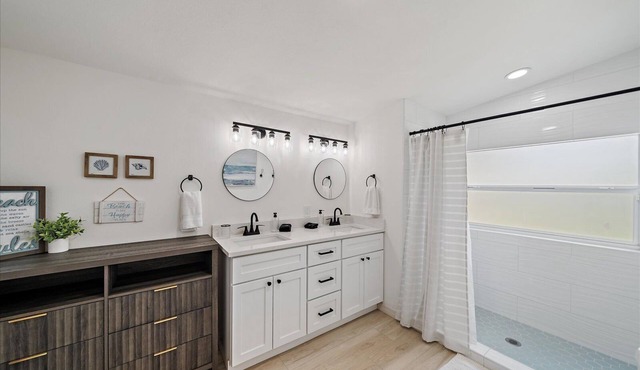 The Seapearl at UTC-1/1 Guest Suite