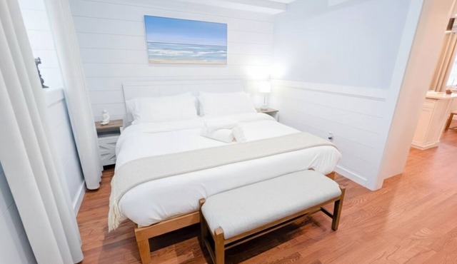 The Shoreline Studio - Perfect AC Getaway!