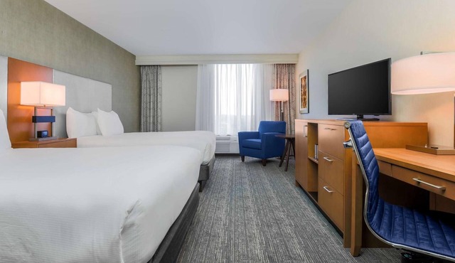 Travelers’ Oasis | Seasonal Pool | 2 Units Near Atlanta City Center - 7mi