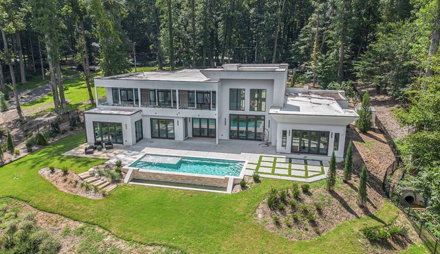 Ulommiri Estate