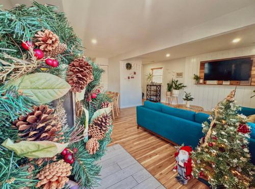 Unique Wildwood 3 BR 1,5 BA Entire House in the Heart of Wildwood!