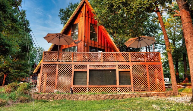 Updated A-Frame Cabin: Valley & Lake Kiwanie Views