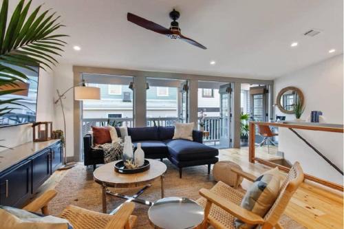 Upscale Carriage House with Pool Near River St