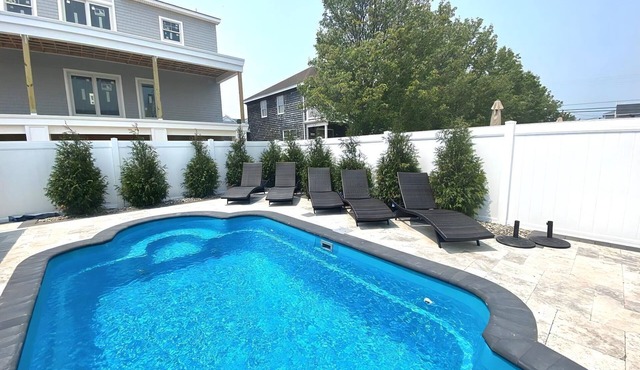 Vacation rental with pool on LBI