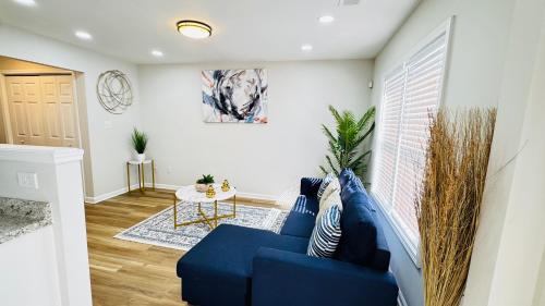 Vacay escape, private rooms in Charlotte with shared common spaces