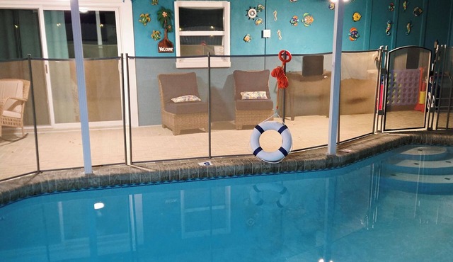 Villa Azalea · 4BR Heated Pool · Game Room · Near Gulf Beaches