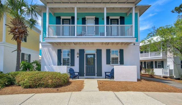 Walk to a public beach! Walk to restaurants! True Owner Operator.