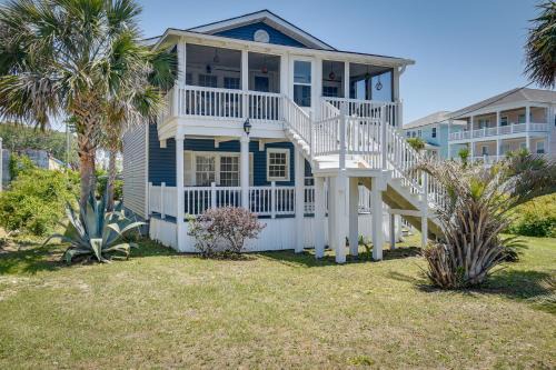 Walk to Water: Coastal-Chic Home Near Myrtle Beach